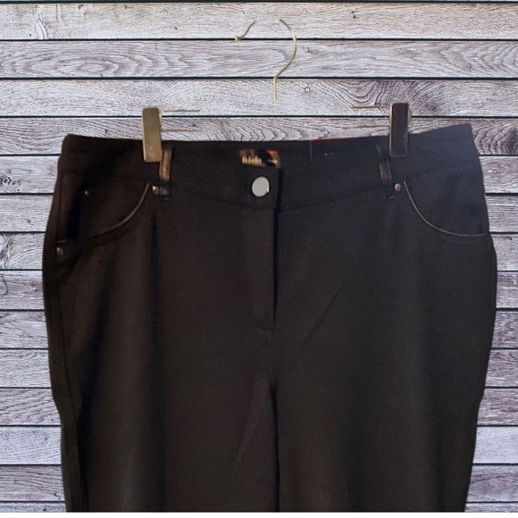 NWT Rafaella Black Leather Trim Straight Leg Women's Pants ~size 8 Petite - Picture 2 of 6